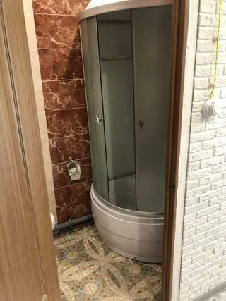 Гостиница Старый замок Ангарск Номер стандарт с 1 двуспальной кроватью-4